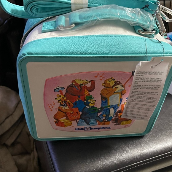 Disney Vault Crossbody Vault Collection - Picture 2 of 3